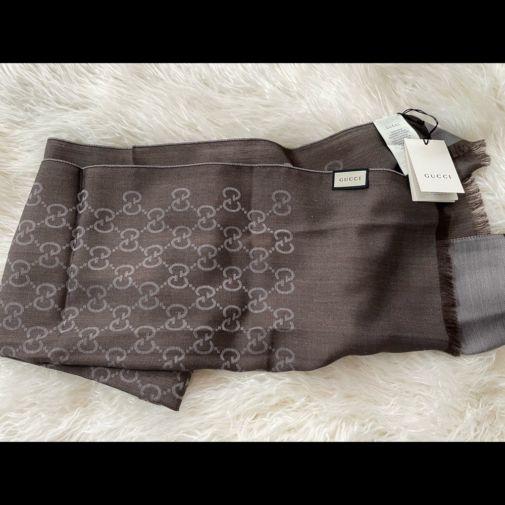 Gucci GG Logo Scarf